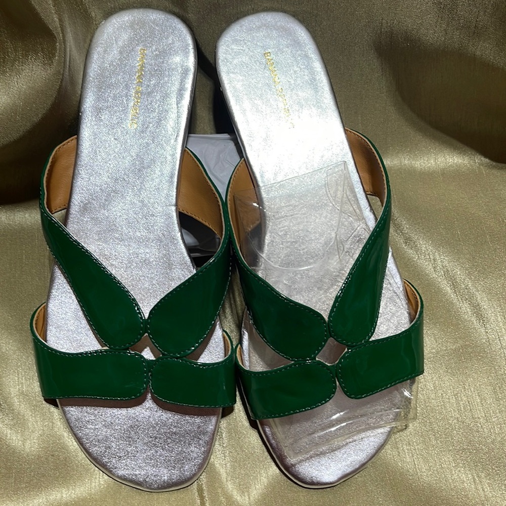 Banana Republic Women’s Sandals Size 9